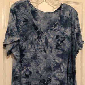 Tie dye v neck t-shirt